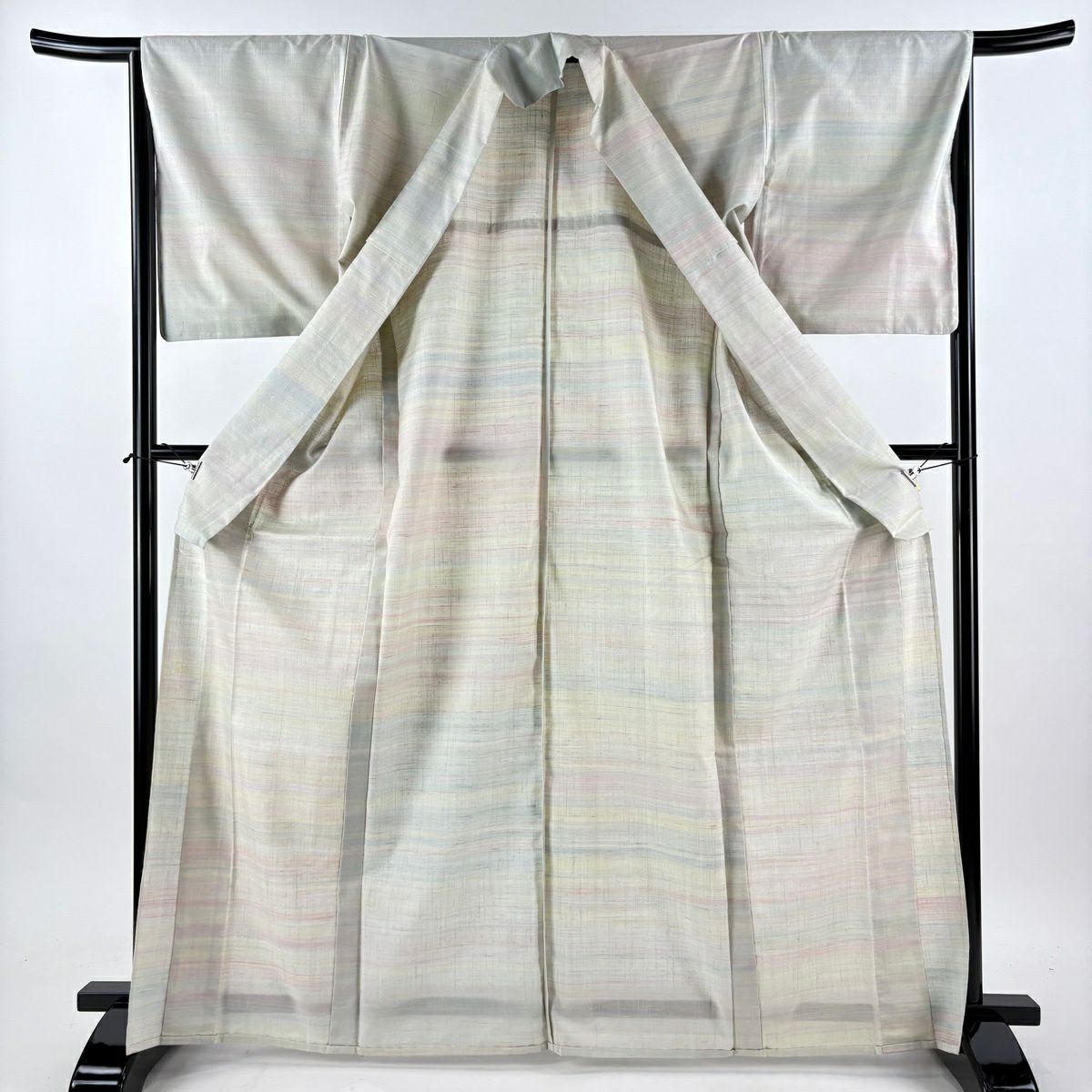 【美品】 紬織 身長167.5cm 袖長66cm M 單層 草木紅染紬織 落款あり 證書あり 橫條 薄綠 純蠶絲 逸品級