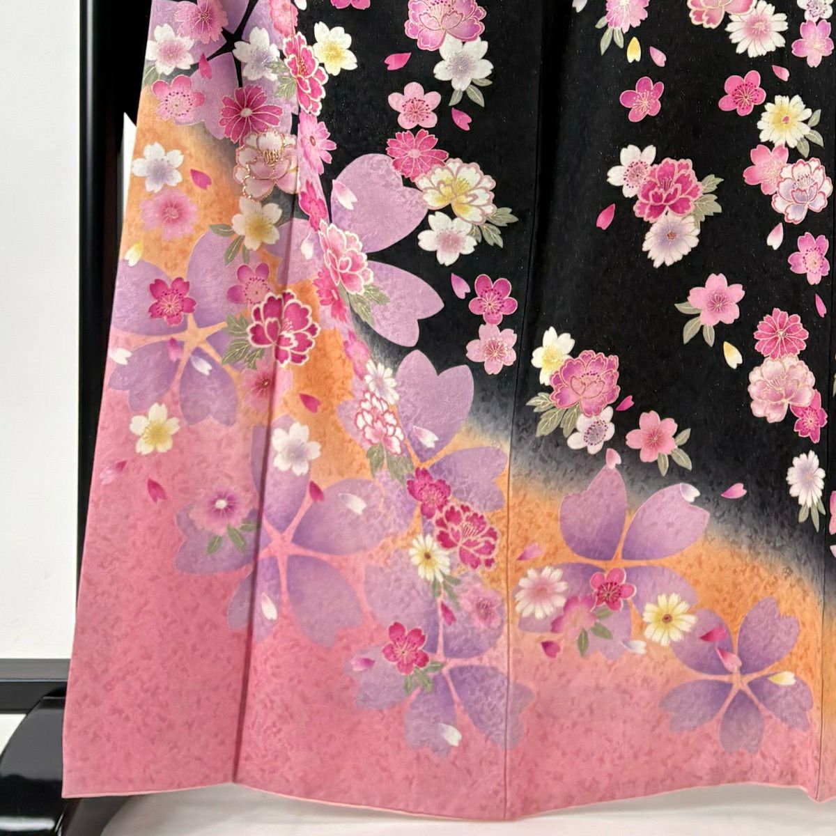 振袖禮服 身長166cm 袖長67.5cm L 雙層櫻梅花金金箔黑純蠶絲逸品級