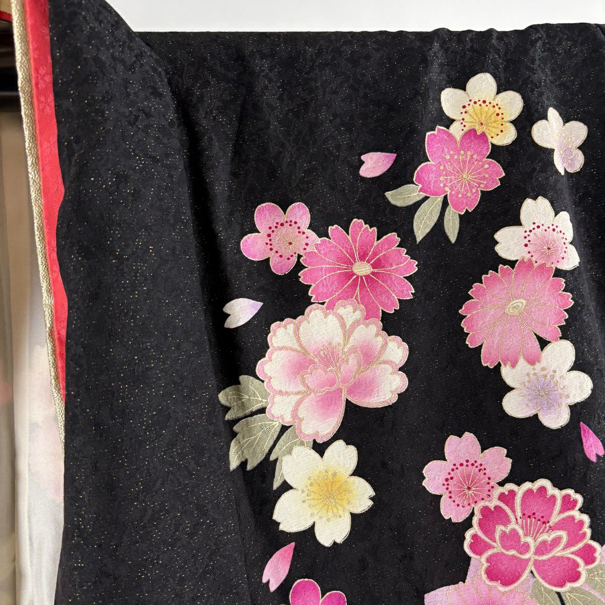 振袖禮服 身長166cm 袖長67.5cm L 雙層櫻梅花金金箔黑純蠶絲逸品級
