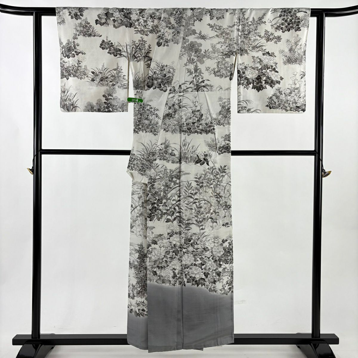 訪問服 身長153.5cm 袖長66cm M 雙層 山岡古都 落款あり 證書あり 草花紋紋 牡丹 灰白 純蠶絲 逸品級