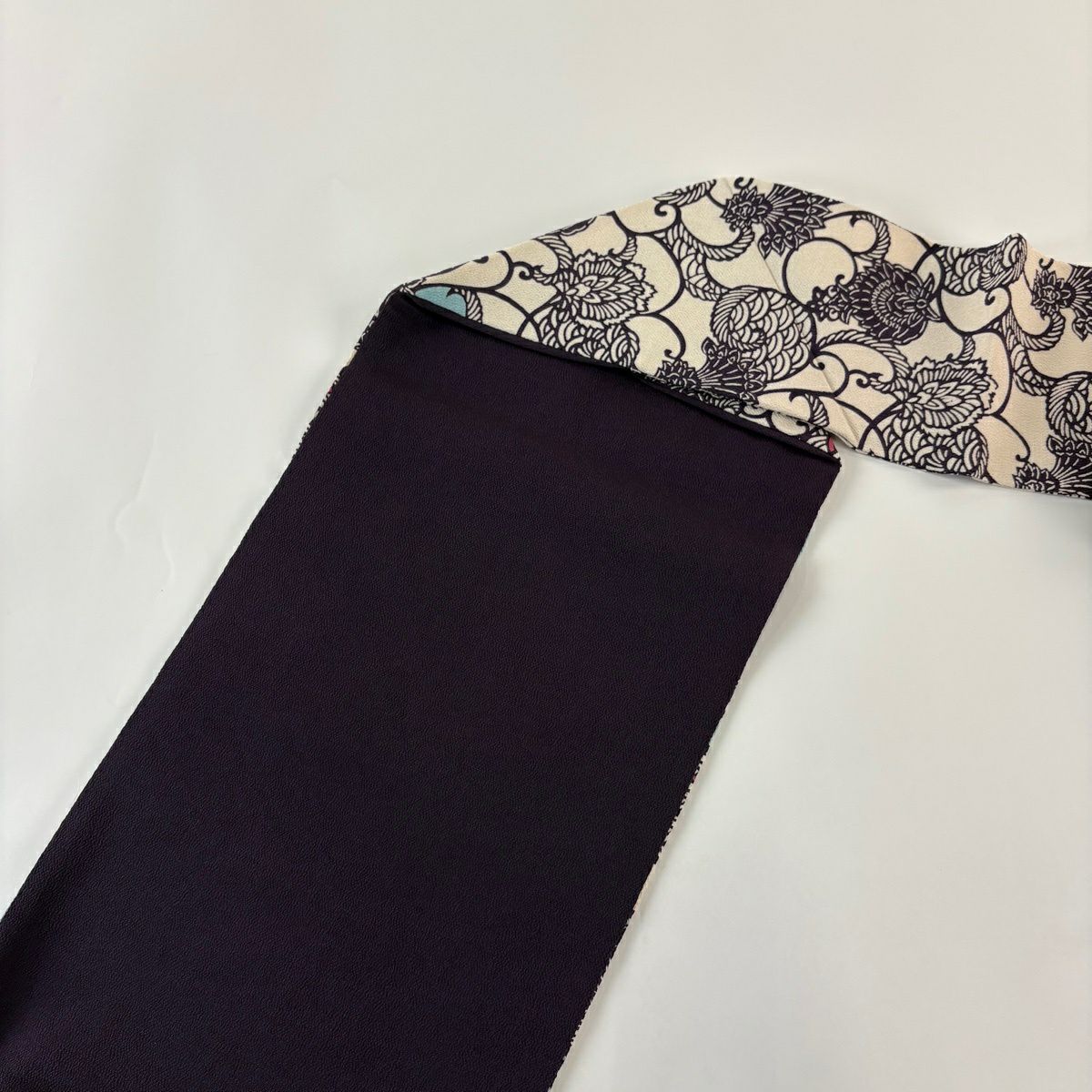 【美品】名古屋帶 逸品級 栗山吉三郎 落款 花唐草紋 紅型 絞織 奶油色 純蠶絲