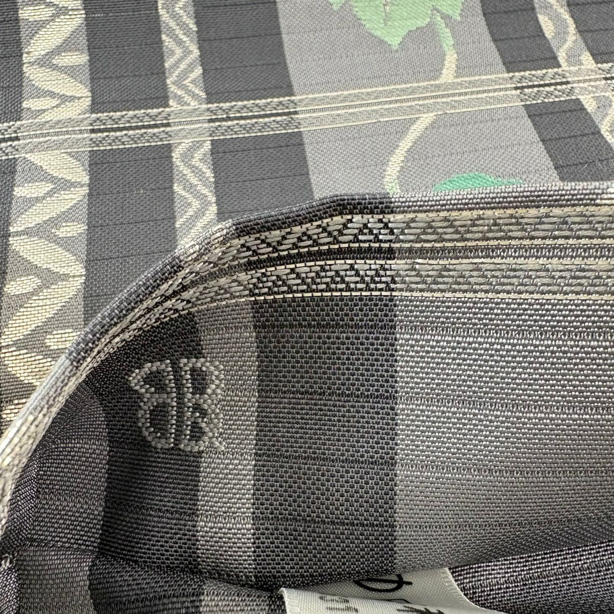 【美品】 袋帶 逸品級 服部織物 落款あり 西陣織 蔦 金金箔 灰 六通 純蠶絲