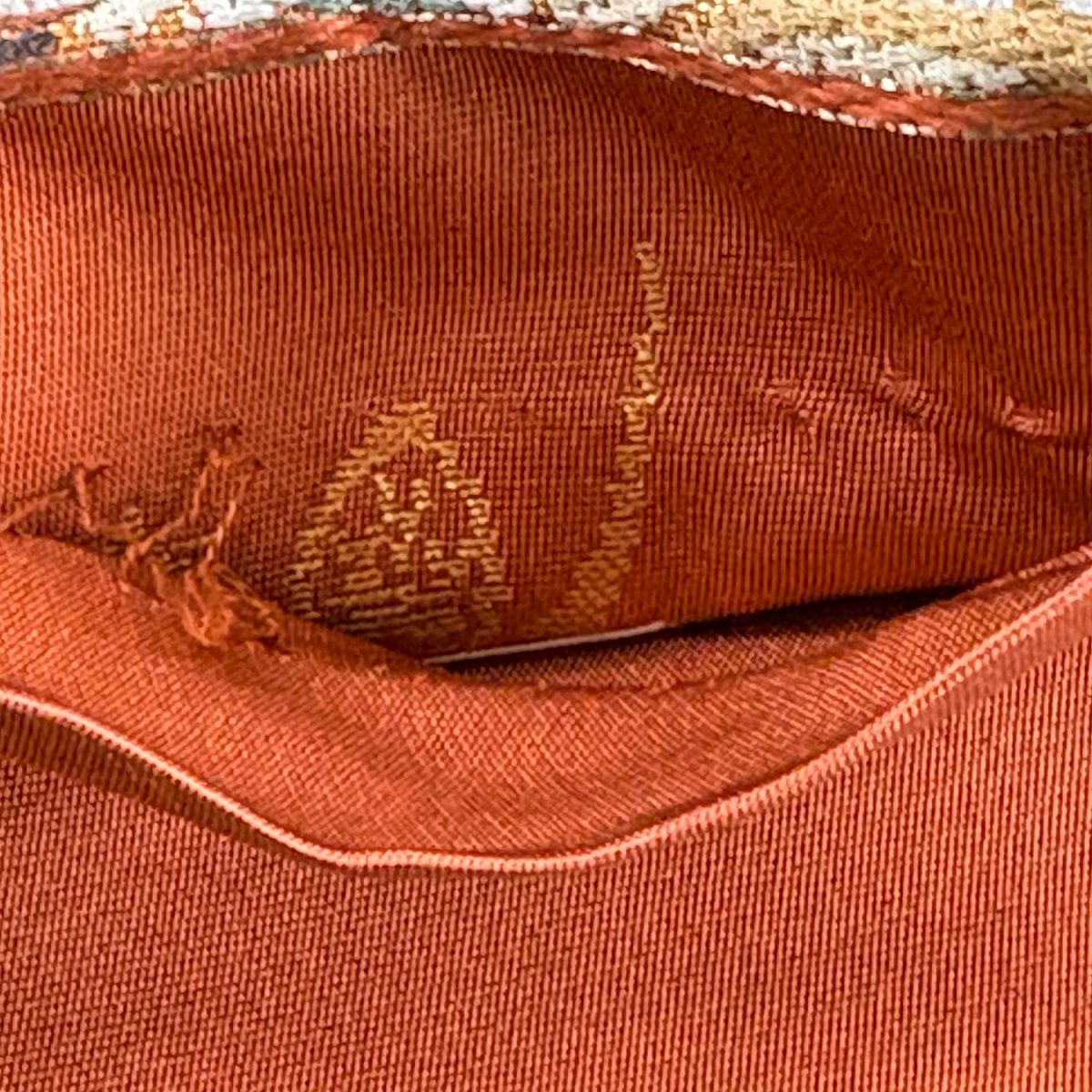 袋帶 逸品級 白綾苑大庭 落款あり 蝶 向鳥 銀金箔 朱 六通 純蠶絲