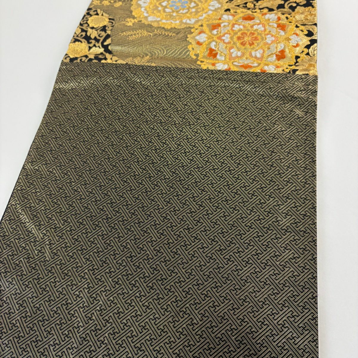 【美品】 袋帶 秀品級 振袖禮服禮服用 華紋 波 金絲 金金箔 金色 六通 純蠶絲