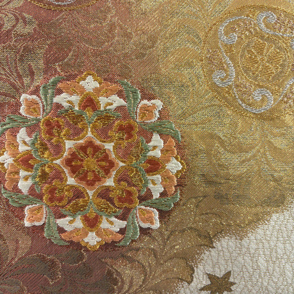 【美品】 袋帶 秀品級 華紋 花唐草紋 金銀彩 金金箔 米色 六通 純蠶絲