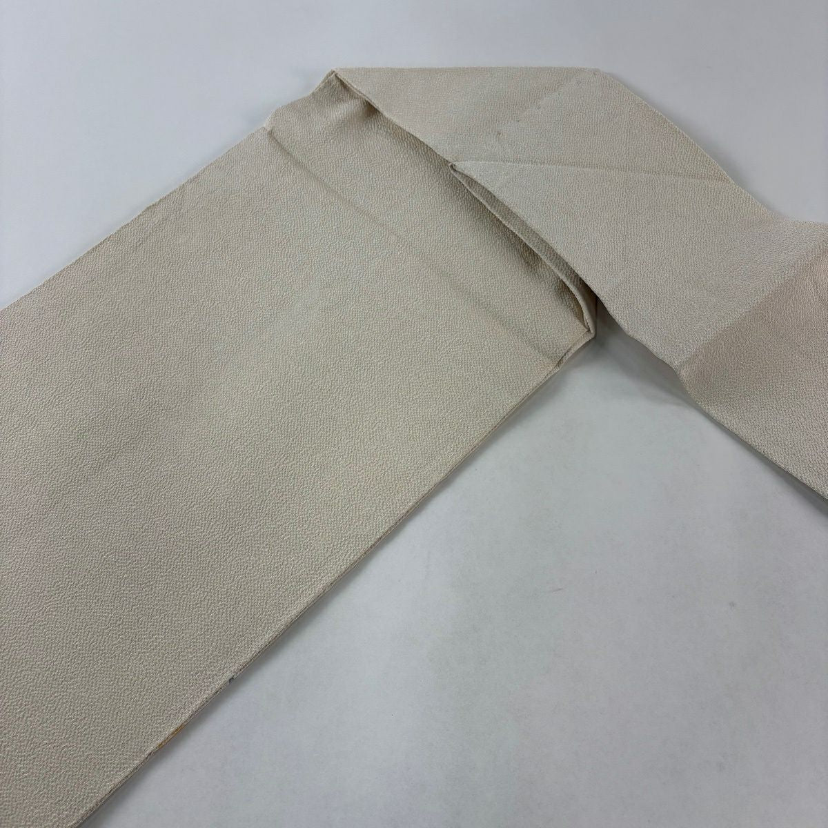 【美品】 名古屋帶 秀品級 草花紋紋 縮緬 淺米色 純蠶絲