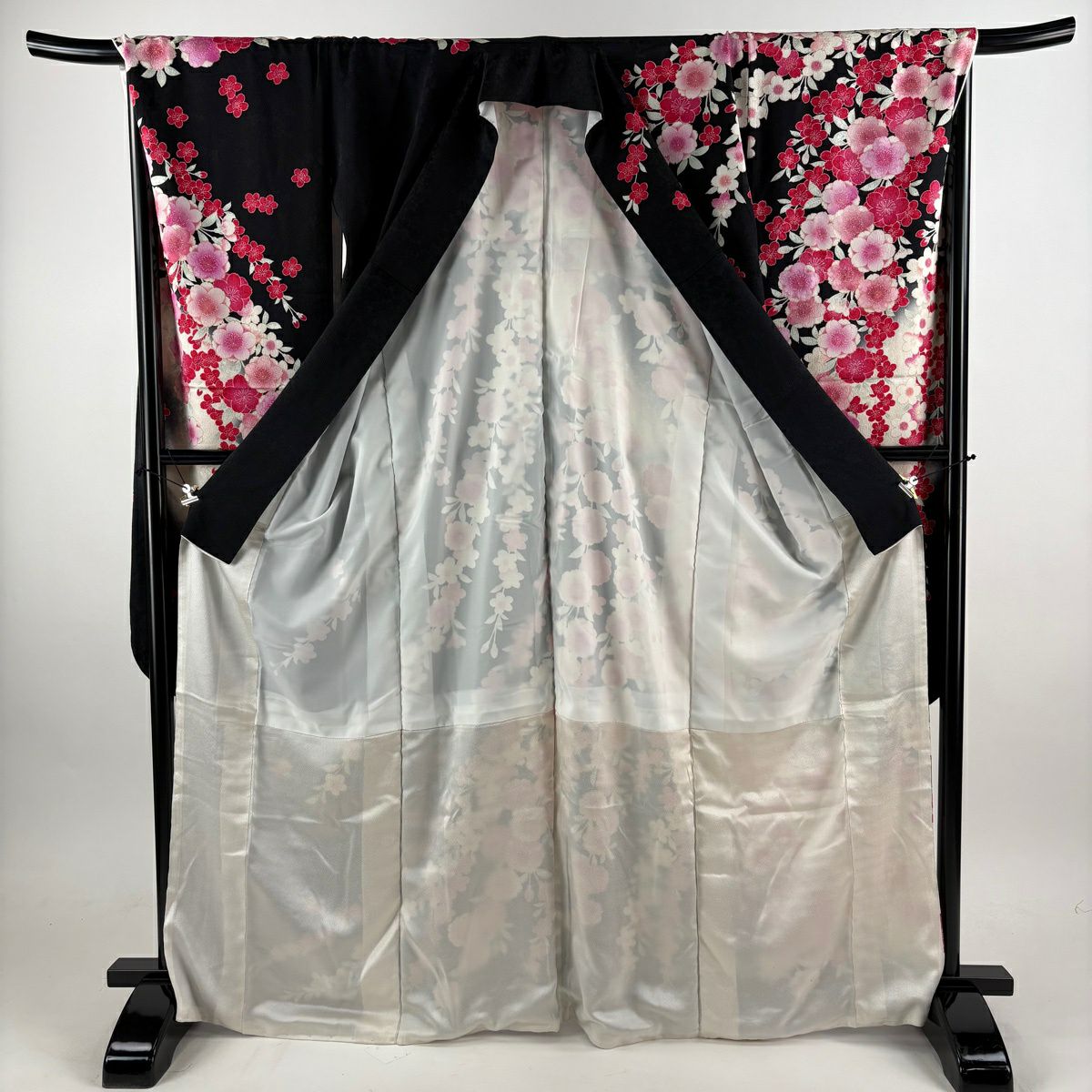 振袖禮服 身長167.5cm 袖長70cm L 雙層 垂枝櫻 金絲 金銀彩 黑 純蠶絲 名品級