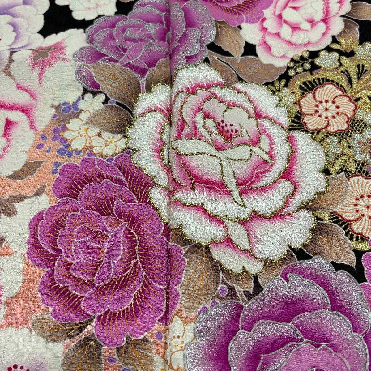 振袖禮服 身長170cm 袖長68cm L 雙層 薔薇 草花紋紋 刺繡 金金箔 濃紫 純蠶絲 名品級