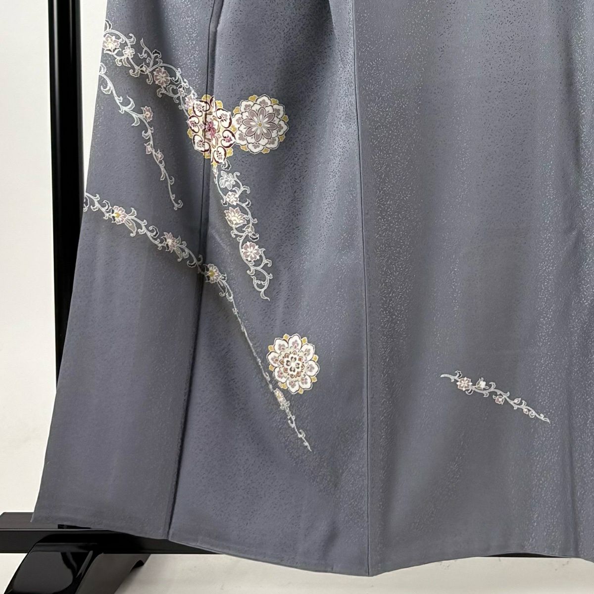 付下 身長158cm 袖長67cm M 雙層 落款 華紋 花唐草紋 金絲 刺繡 灰 純蠶絲 名品級