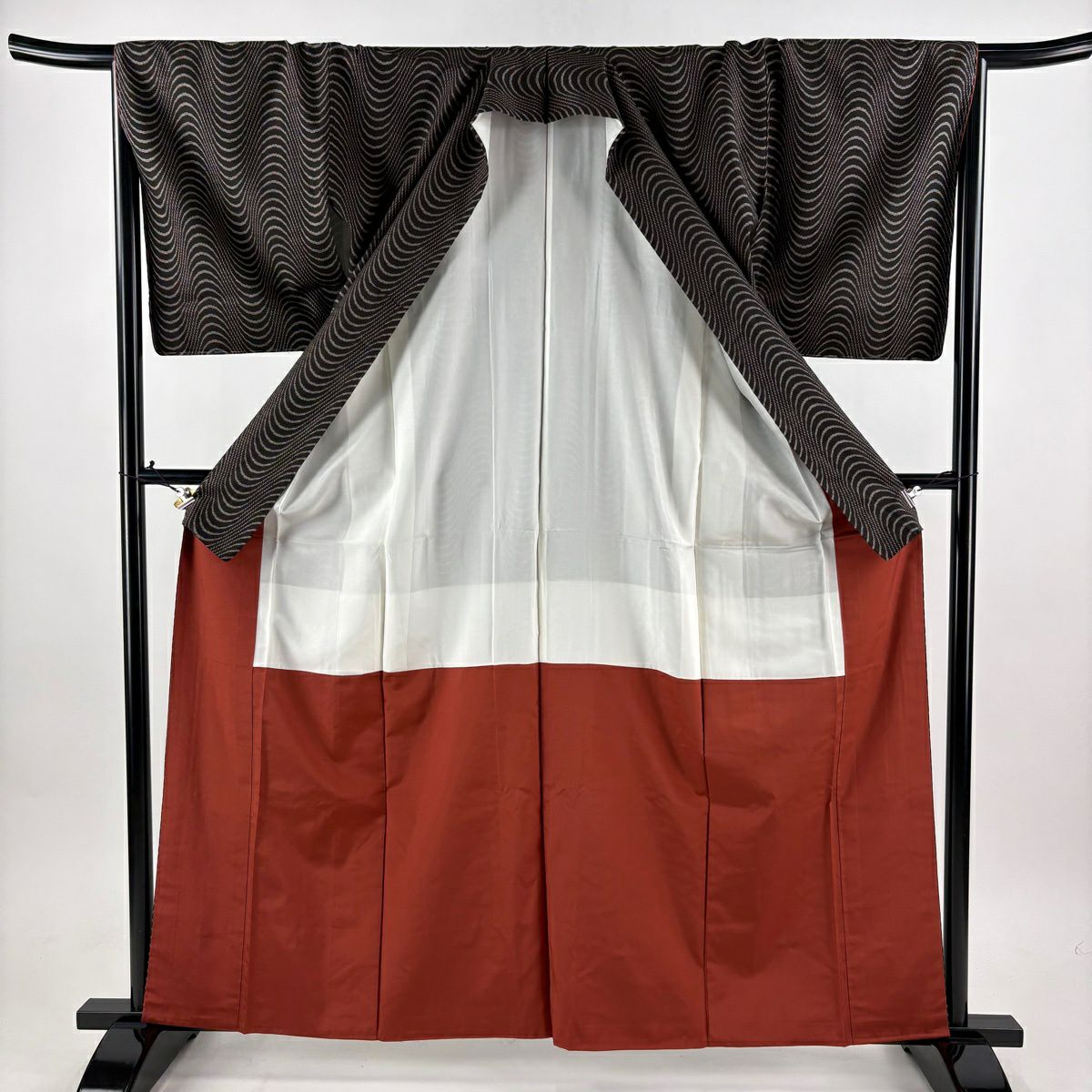 【美品】 大島織 身長162cm 袖長68cm L 雙層 證書附帶 幾何圖案 純泥染 焦茶 純蠶絲 名品級