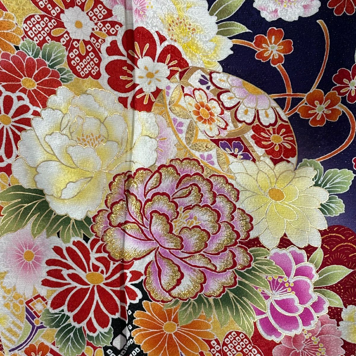 【美品】振袖禮服 身長170.5cm 袖長68.5cm L 雙層 草花紋紋 鞠 金銀彩 濃紫 純蠶絲 逸品級