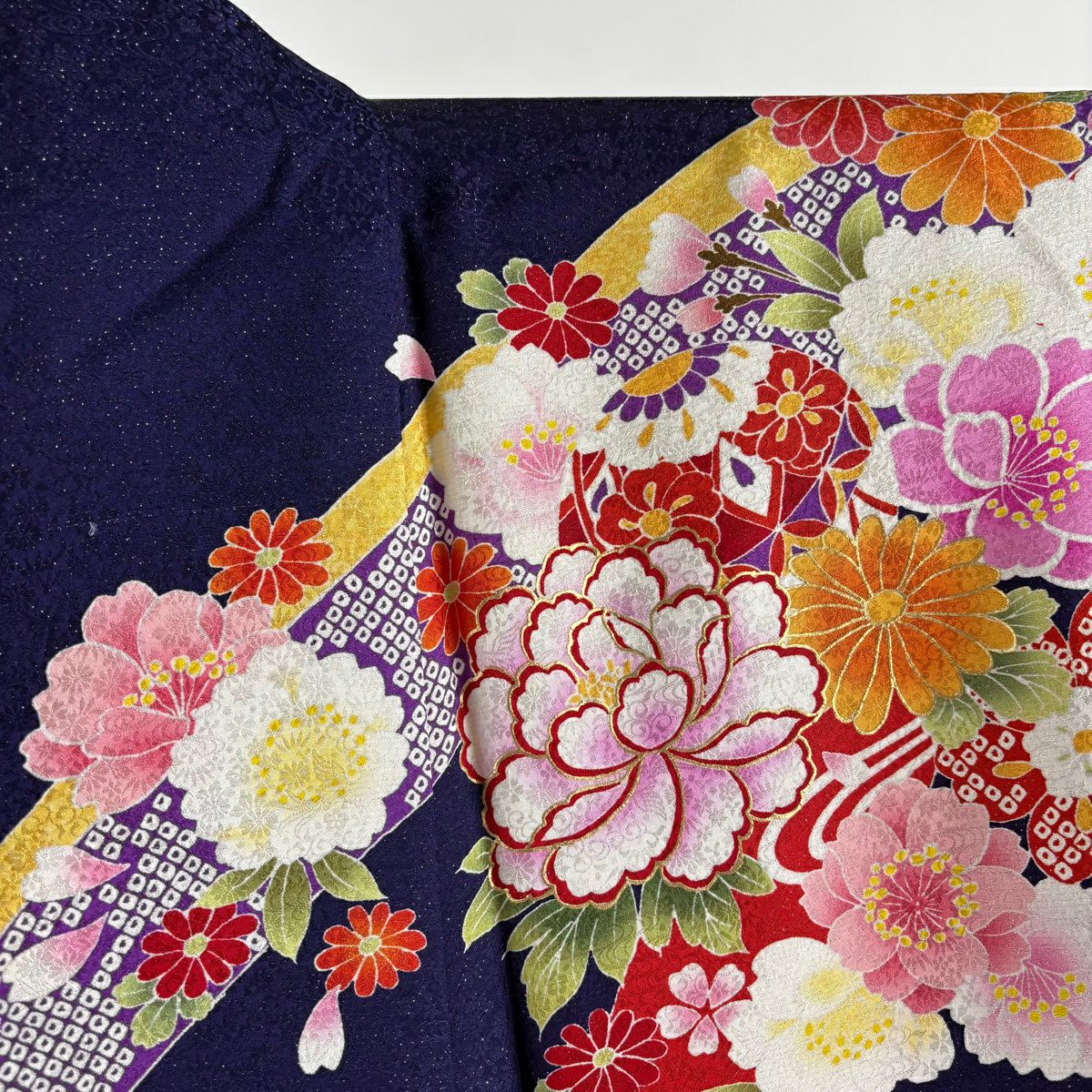 【美品】振袖禮服 身長170.5cm 袖長68.5cm L 雙層 草花紋紋 鞠 金銀彩 濃紫 純蠶絲 逸品級