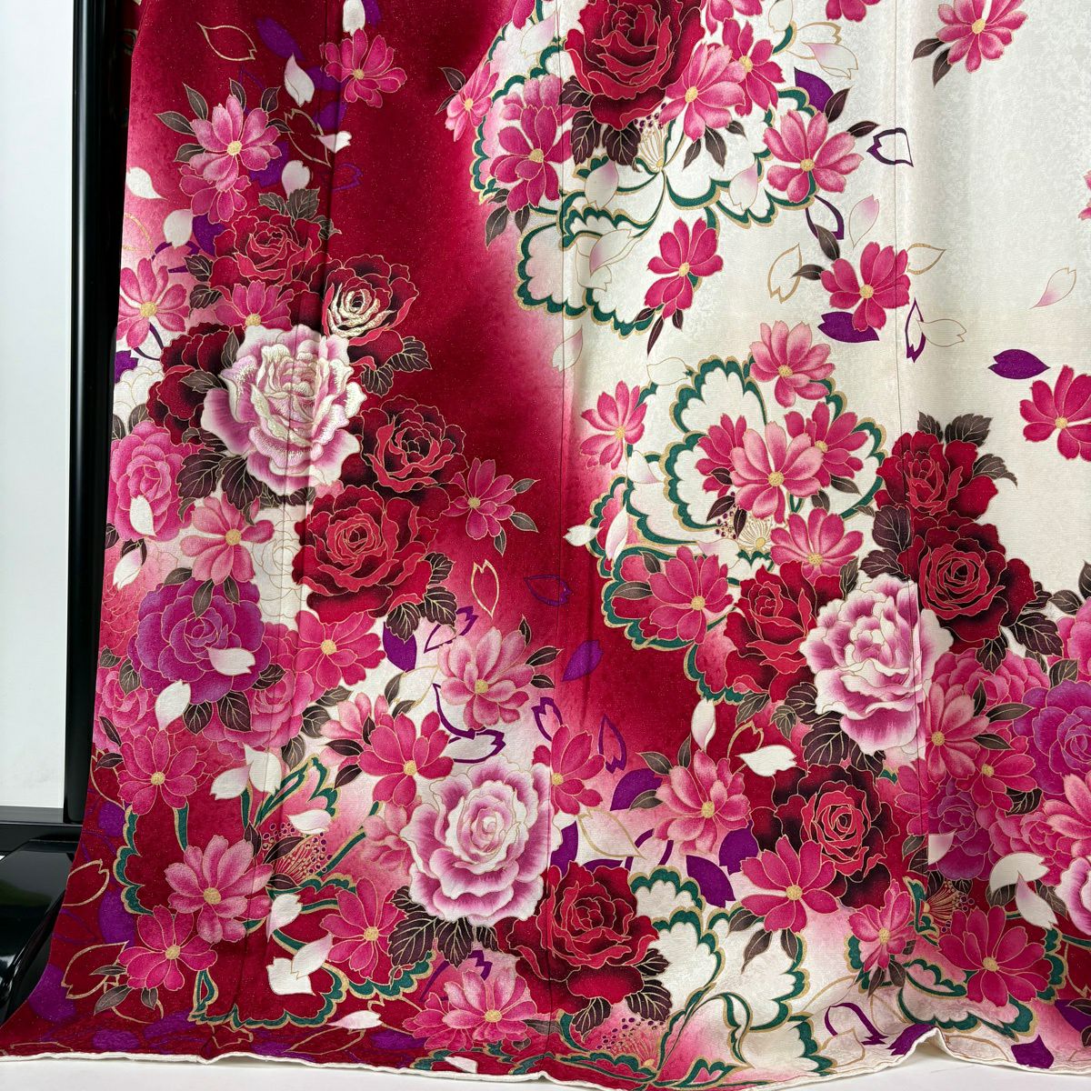 振袖禮服 身長177.5cm 袖長73.5cm L 雙層 草花紋紋 花瓣 銀通刺繡 紅 純蠶絲 逸品級