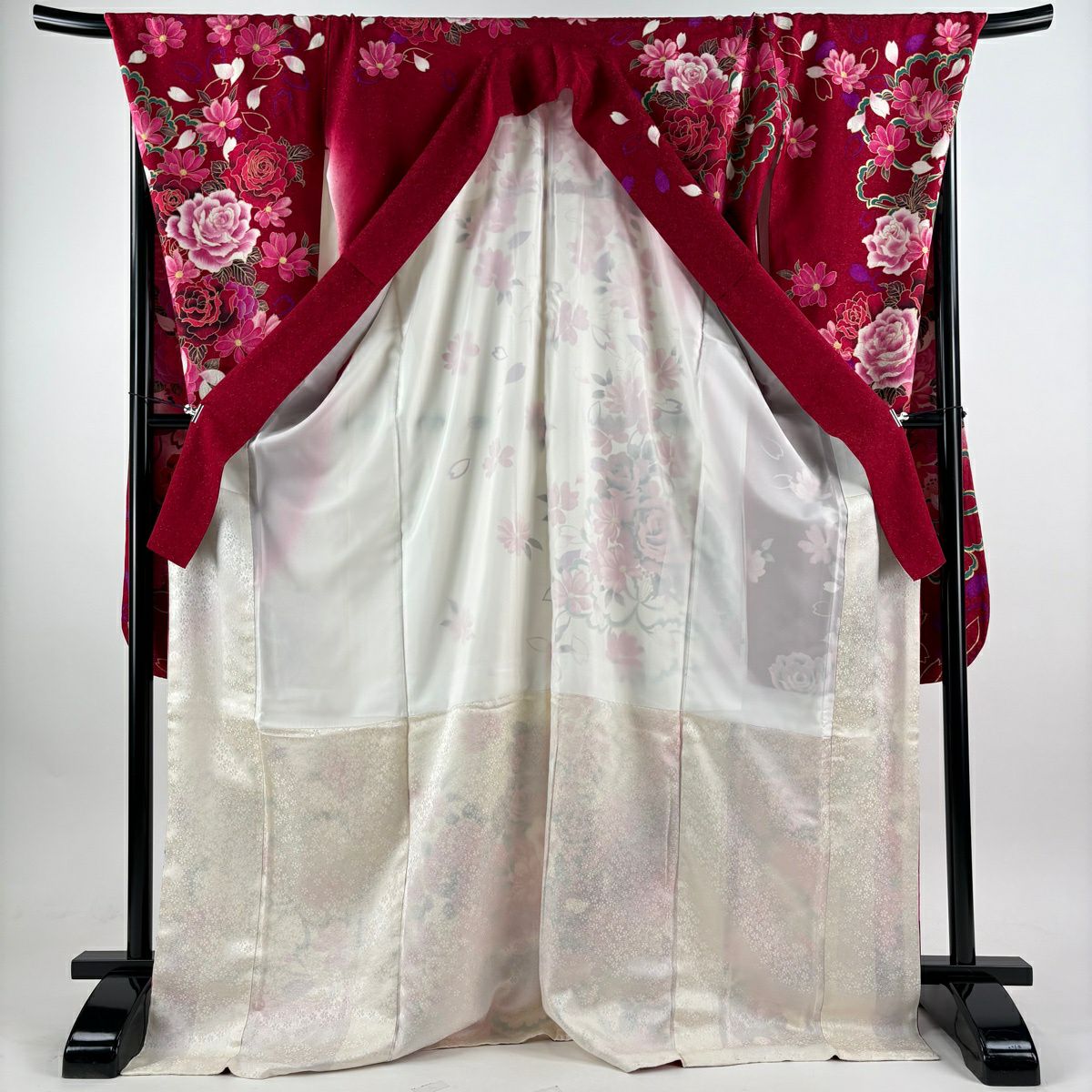 振袖禮服 身長177.5cm 袖長73.5cm L 雙層 草花紋紋 花瓣 銀通刺繡 紅 純蠶絲 逸品級