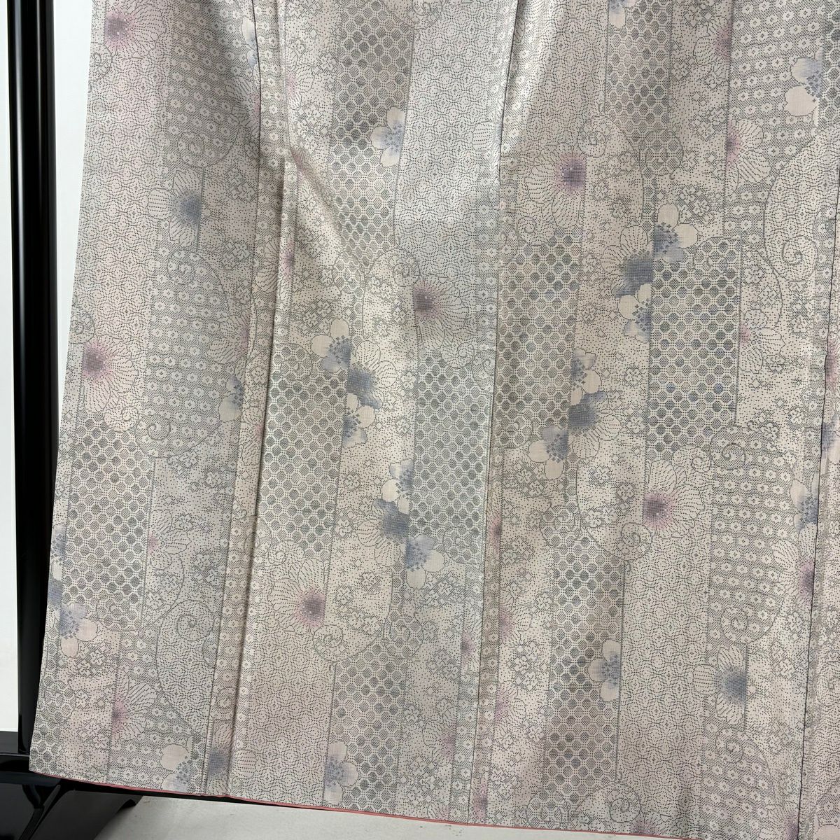 大島紬織 身長160.5cm 袖長64.5cm M 雙層 都喜ヱ門 證書あり 花唐草紋 縱條 灰色 純蠶絲 逸品級