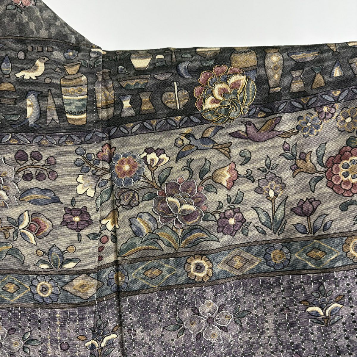 【美品】訪問服 身長162.5cm 袖長66.5cm M 雙層 落款あり コプト花紋 器物 刺繡 金線 灰紫 純蠶絲 逸品級