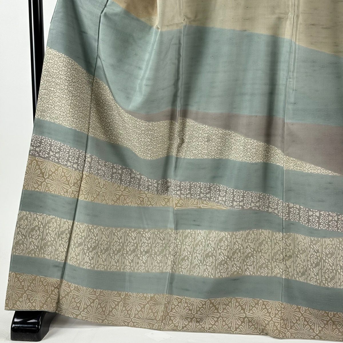 【美品】訪問服 身長169.5cm 袖長69.5cm L 雙層 牛首紬織織地 落款あり 縞 幾何學圖案 灰綠 純蠶絲 逸品級