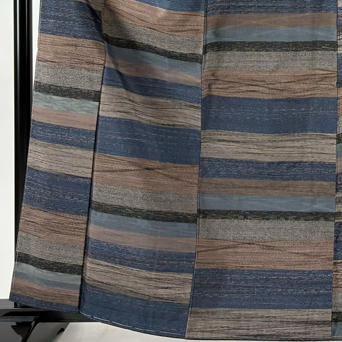 【美品】 大島紬織 身長162.5cm 袖長62.5cm S 雙層 白恵色泥 證書已備 段紋 深藍 純蠶絲 逸品級