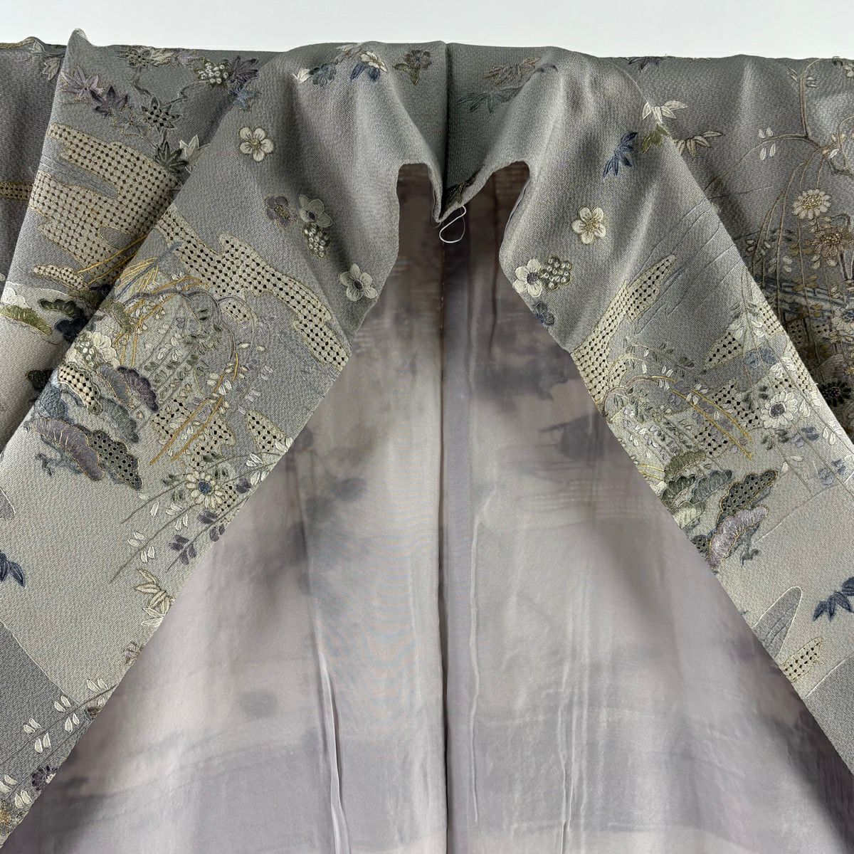 訪問服 身長160cm 袖長62.5cm S 雙層 建物 松樹竹子梅花 刺繡 金糸 灰 純蠶絲 逸品級