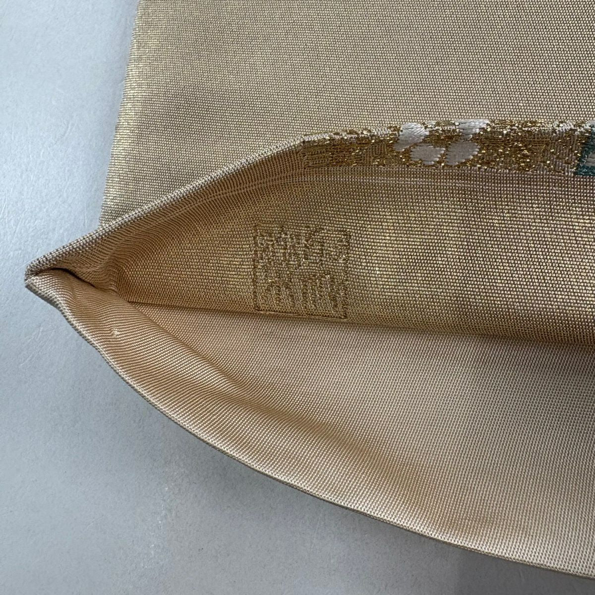 袋帶 名品級 じゅらく 落款あり 帝王紫 華紋 草花紋 唐織 金糸 金色 お太鼓柄 純蠶絲