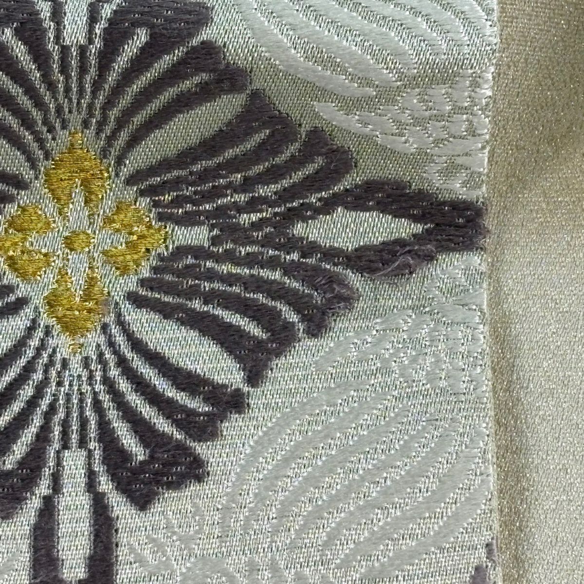 【美品】 袋帶 名品級 鳥襷紋 花菱 唐織 金絲 銀 六通 純蠶絲