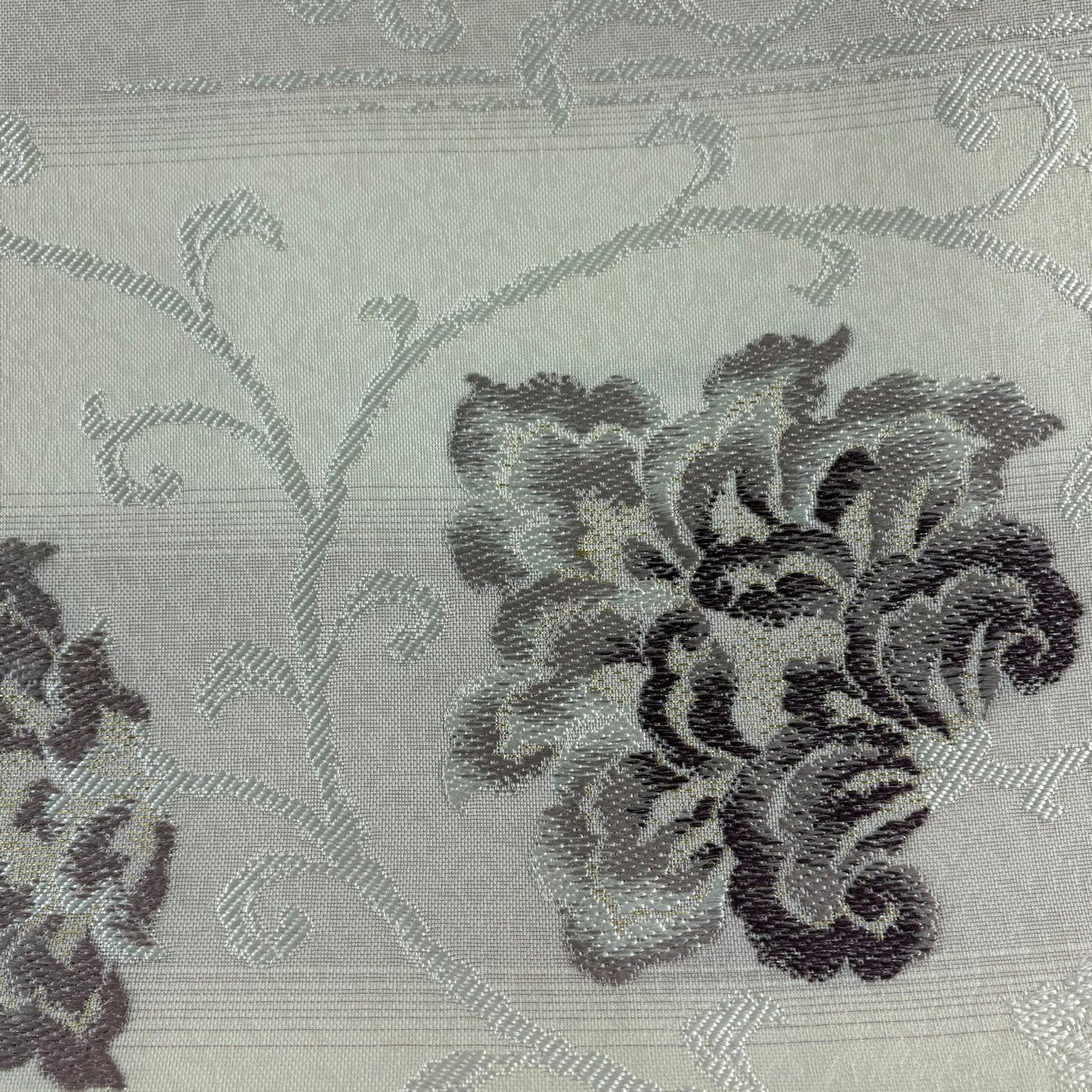 【美品】 袋帶 名品級 花唐草紋 段紋 金絲 金金箔 奶油 六通 純蠶絲