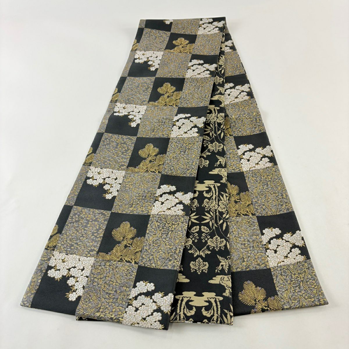 【美品】 袋帶 名品級 市松樹 櫻花 金糸 金金箔 墨 全通 純蠶絲