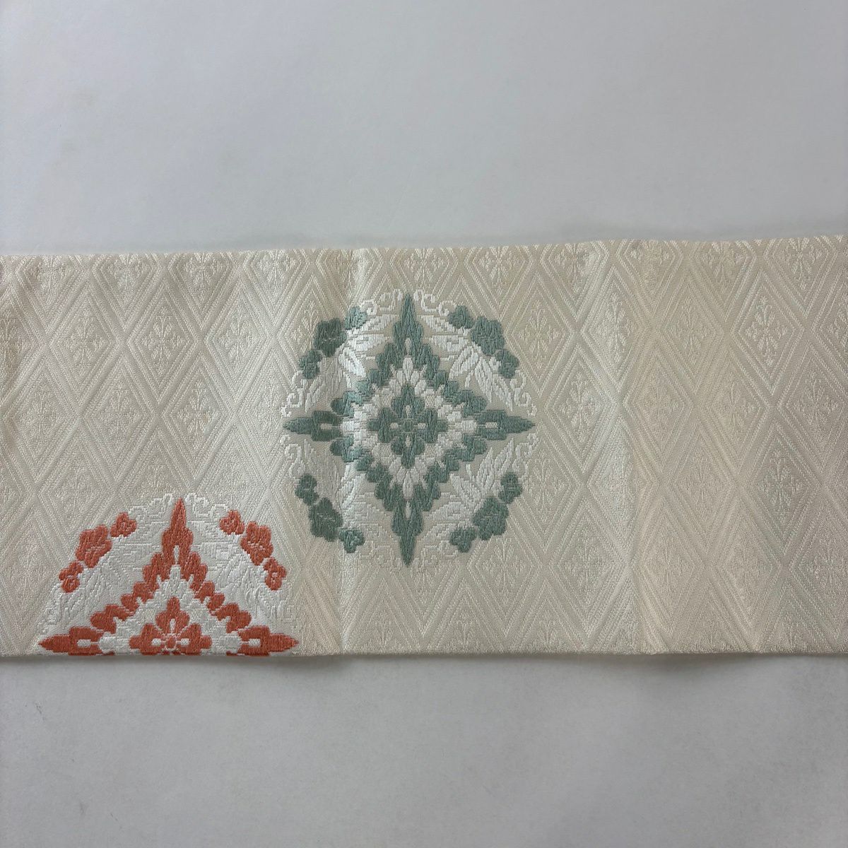 【美品】 名古屋帶 名品級 證書齊全 浮線綾文 唐織 奶油色 純蠶絲