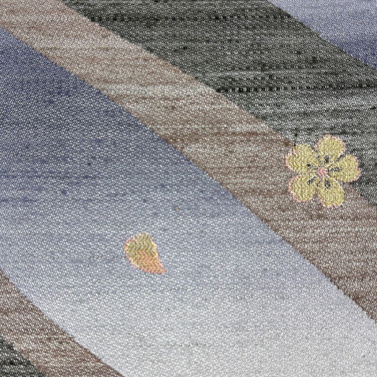 【美品】 袋帶 名品級 樱花花瓣 金銀絲 灰白 全通 純蠶絲