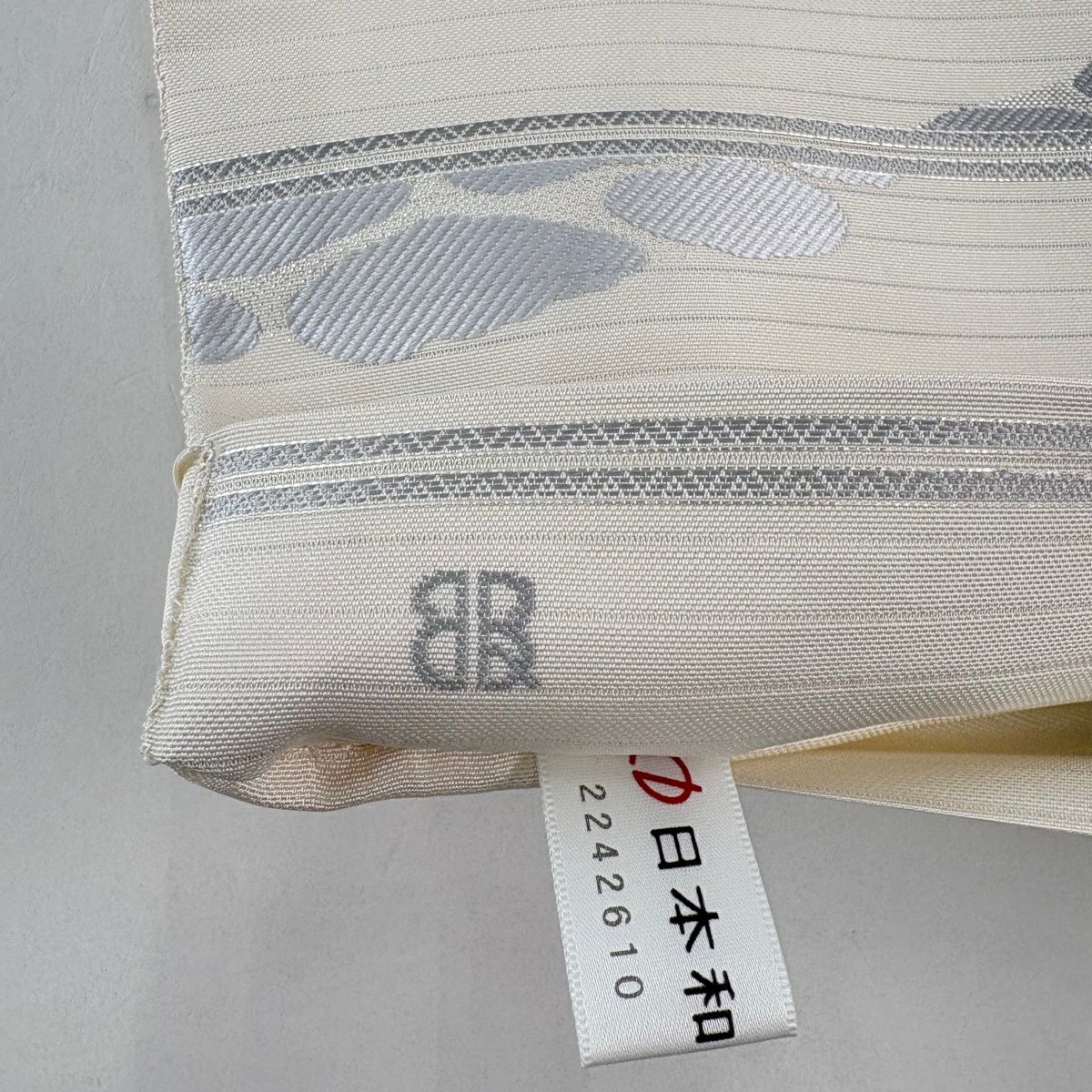 【美品】 袋帶 名品級 服部織物 落款あり 証紙あり 石畳 霞 金金箔 銀線 奶油 六通 純蠶絲