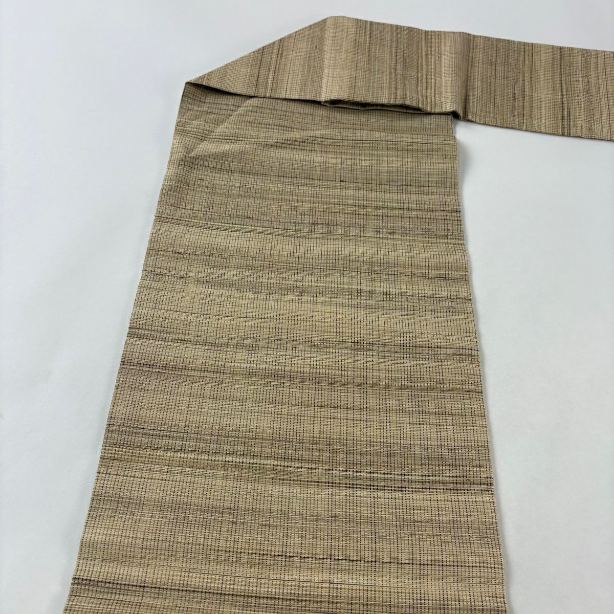 【美品】 名古屋帶 名品級 落款 草花紋 金絲 金銀彩 米色 純蠶絲