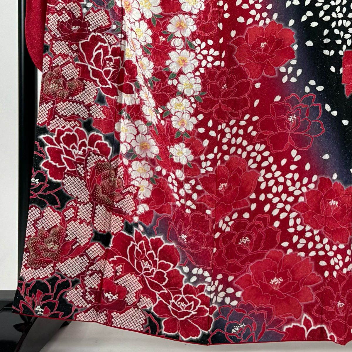 【美品】振袖禮服 身長165cm 袖長71cm L 雙層 草花紋紋 花瓣 金絲 銀彩 紅 純蠶絲 名品級