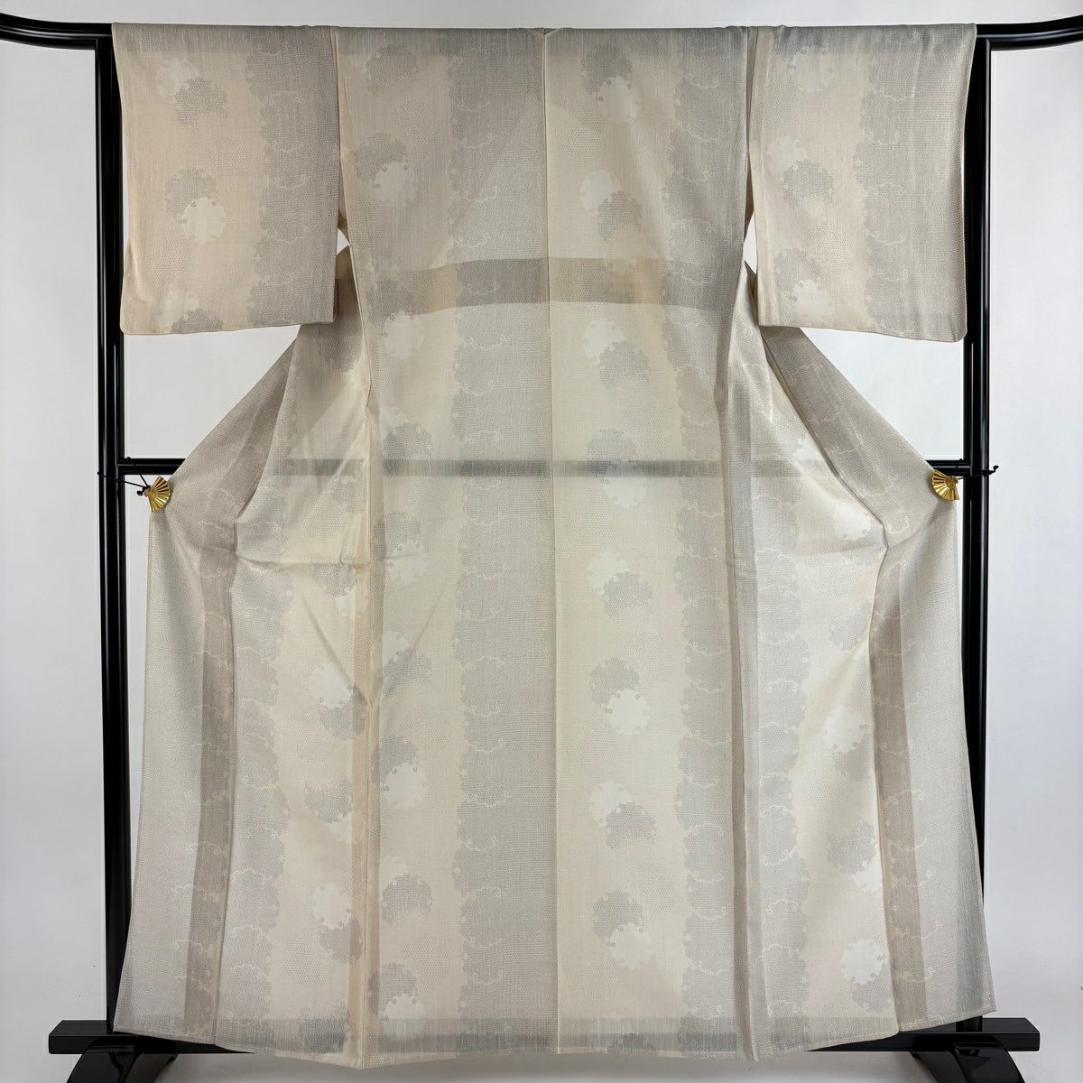 【美品】 紬織 身長160.5cm 袖長64cm M 薄物 夏紬織 雪輪 龜甲絣 米色 純蠶絲 名品級