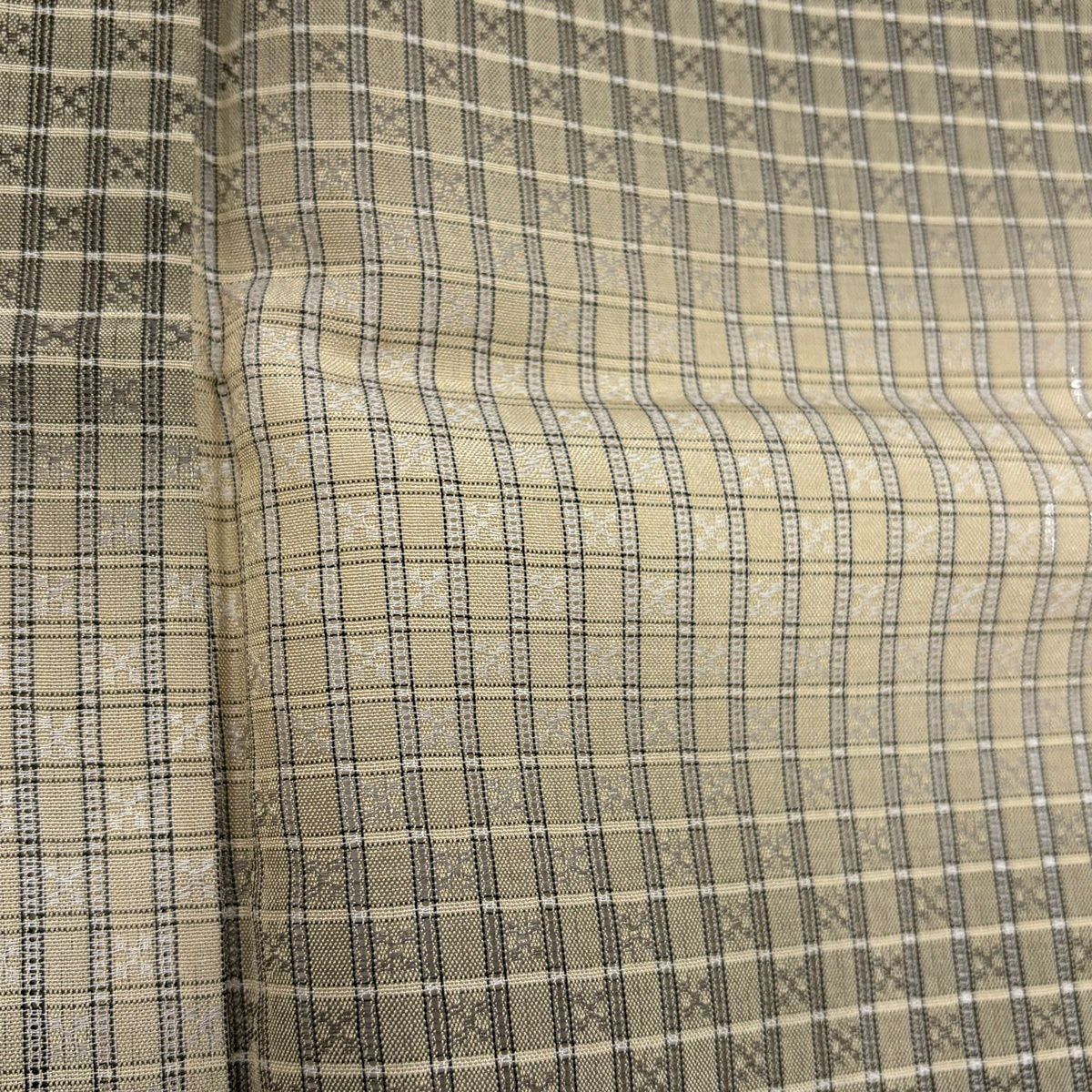【美品】 紬織 身長164cm 袖長68cm L 薄物 幾何圖案 米色 純蠶絲 名品級