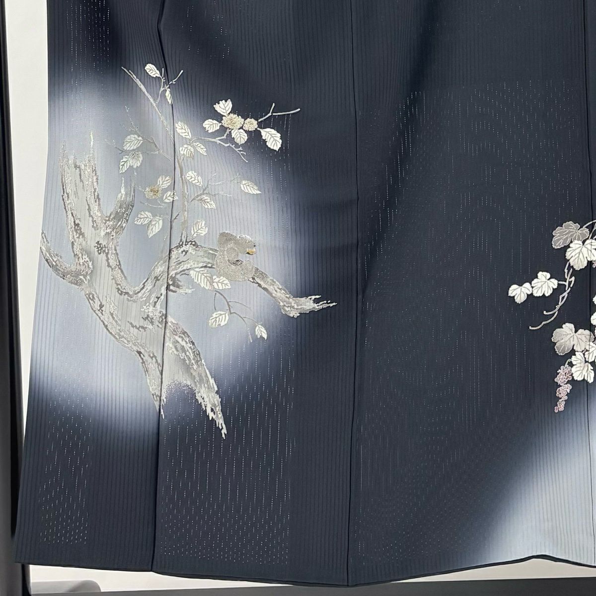 付下 身長153.5cm 袖長63cm S 雙層 松樹尾光琳 有落款 栗鼠圖 金銀彩 漸層 黑 純蠶絲 名品級