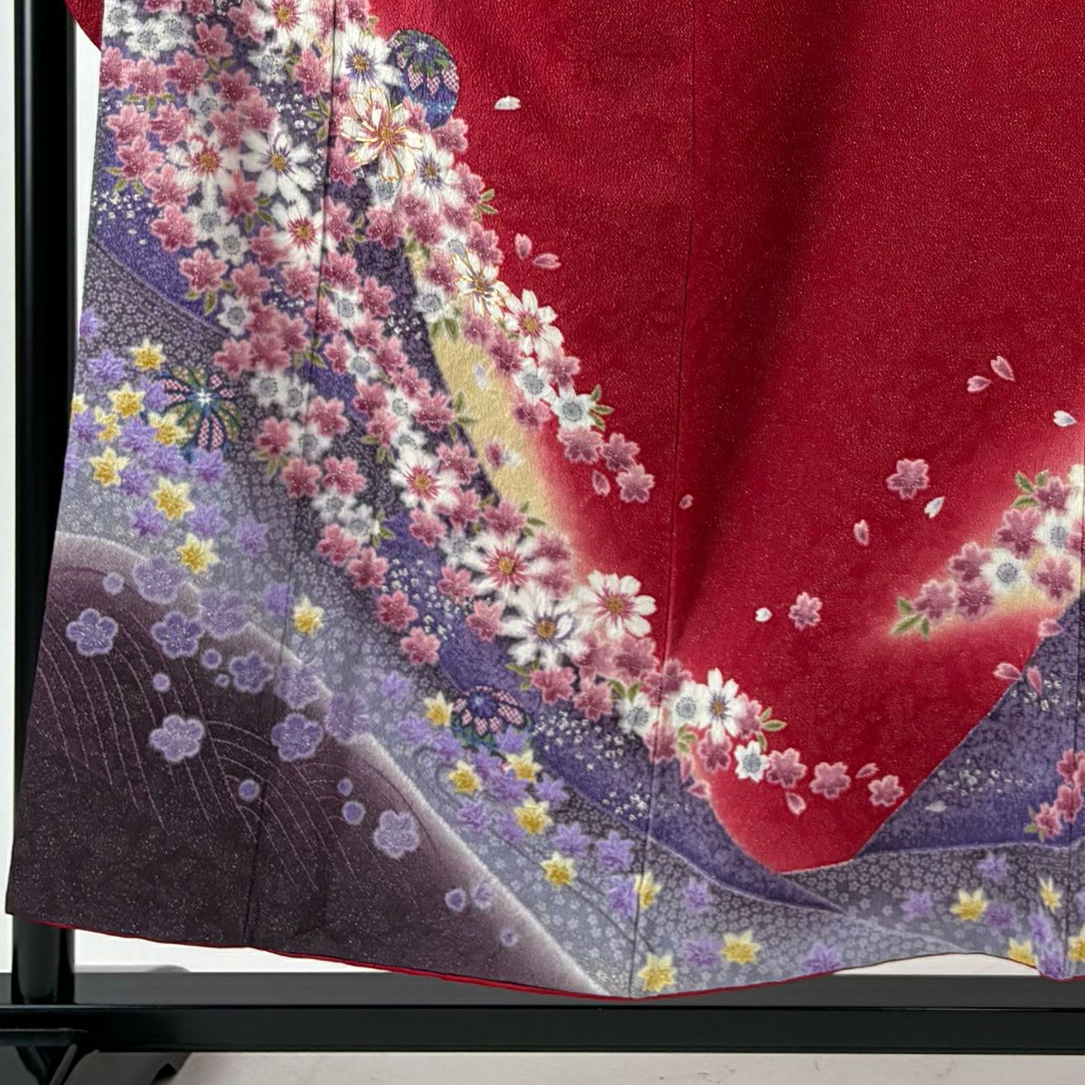 【美品】振袖禮服 身長154cm 袖長66cm M 雙層 櫻花 手毬 銀通 銀銀彩 紅 純蠶絲 名品級