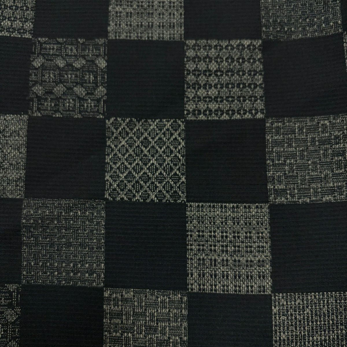 【美品】 小紋 身長157cm 袖長63cm S 雙層 紬織織 市松樹 幾何學 黑灰 純蠶絲 名品級