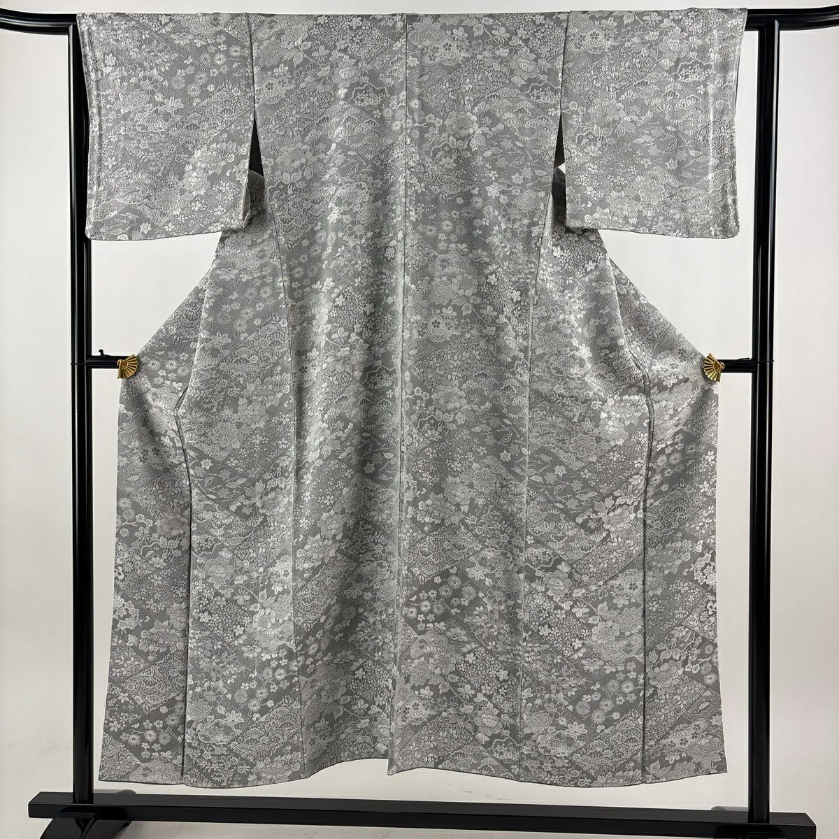 【美品】 小紋 身長151cm 袖長62cm S 雙層 草花紋紋 松樹紋意匠 灰色 純蠶絲 名品級