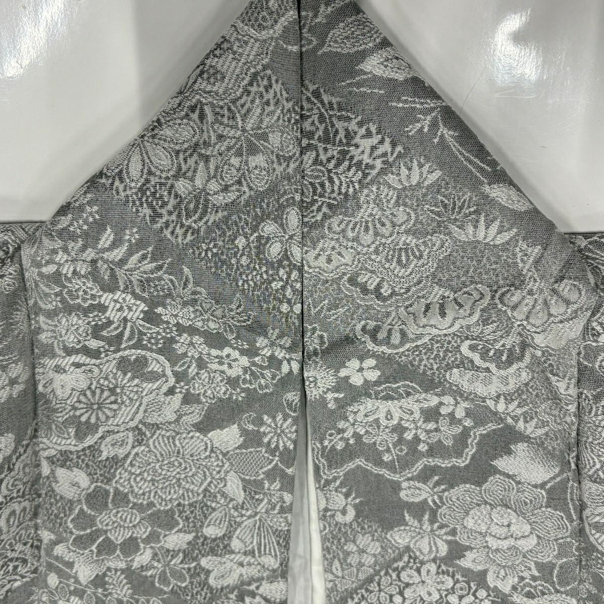 【美品】 小紋 身長151cm 袖長62cm S 雙層 草花紋紋 松樹紋意匠 灰色 純蠶絲 名品級