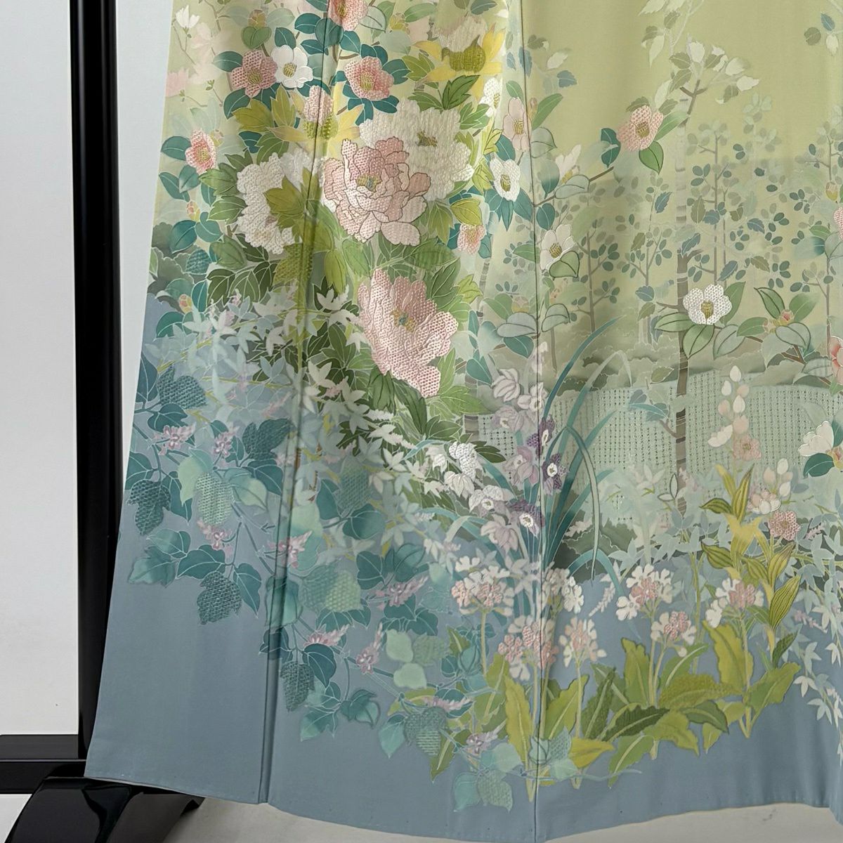 訪問服 身長160cm 袖長66.5cm M 雙層 落款有 牡丹 椿刺繡 金絲 淺綠 純蠶絲 逸品級