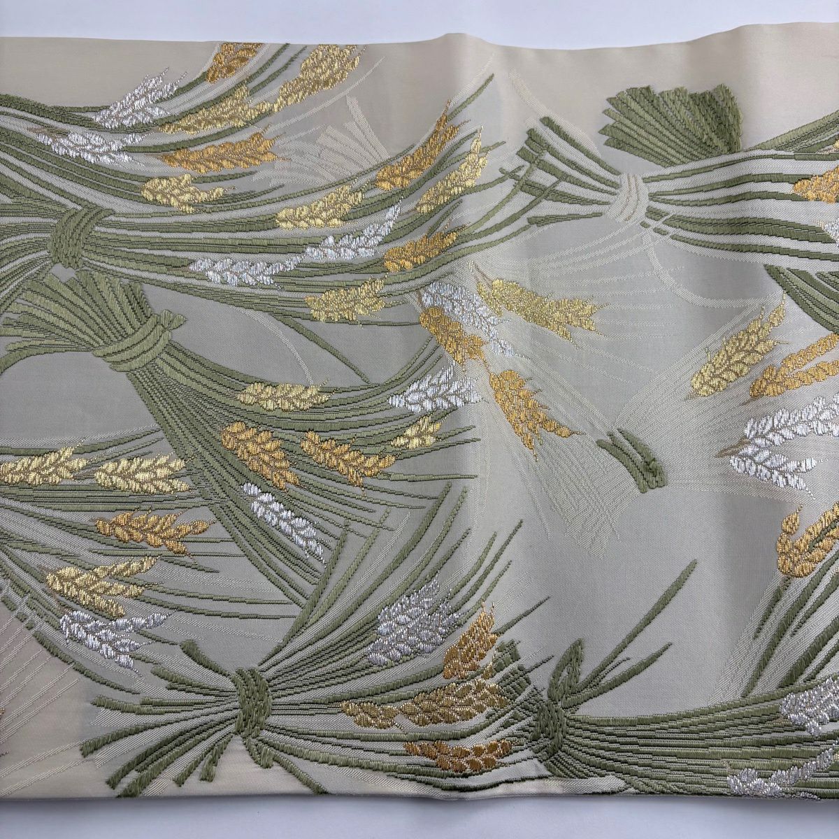 【美品】 袋帶 逸品級 山口美術織物 落款あり 翁祖稲棚文 刺繡 金銀彩 米色 お太鼓柄 純蠶絲