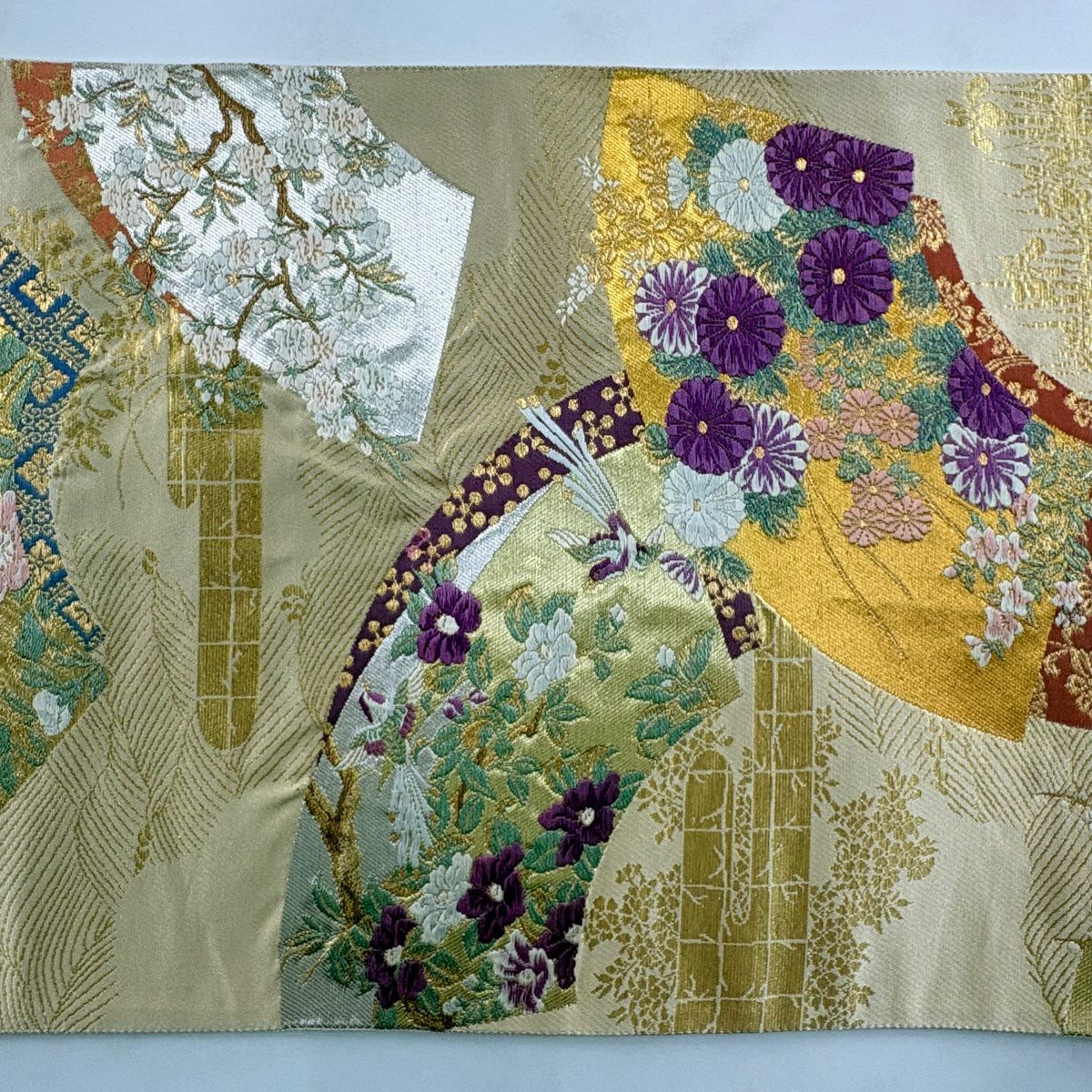 【美品】 袋帶 逸品級 じゅらく 落款あり 証紙あり 帝王紫 扇子面 花鳥 金糸 金金箔 米色 六通 純蠶絲