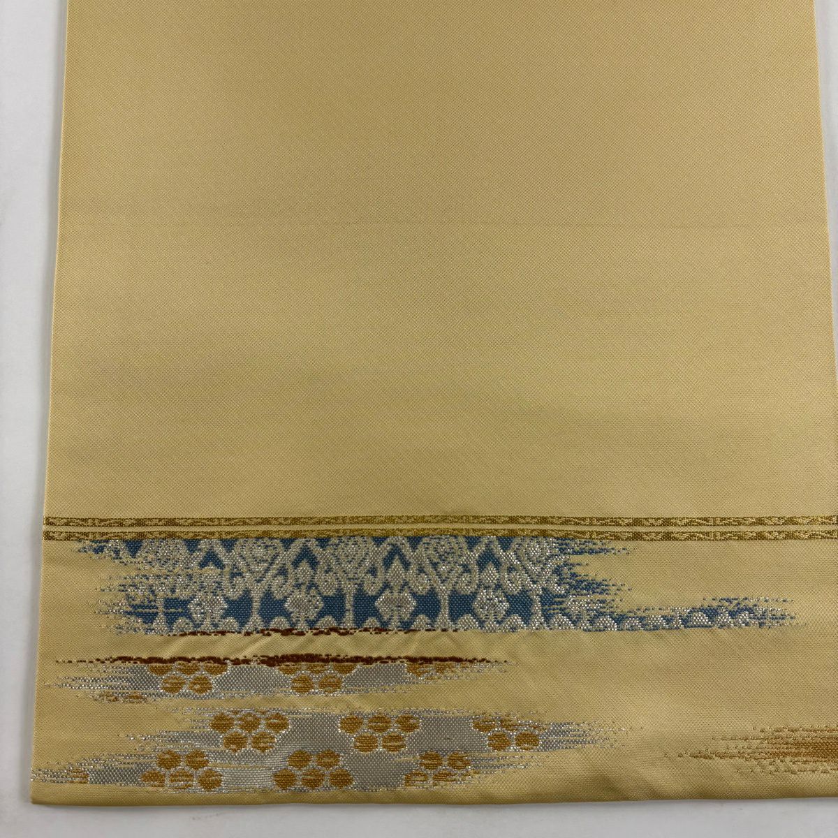 【美品】 名古屋帶 逸品級 龍村美術織物 華紋 動物 金銀彩 米色 純蠶絲