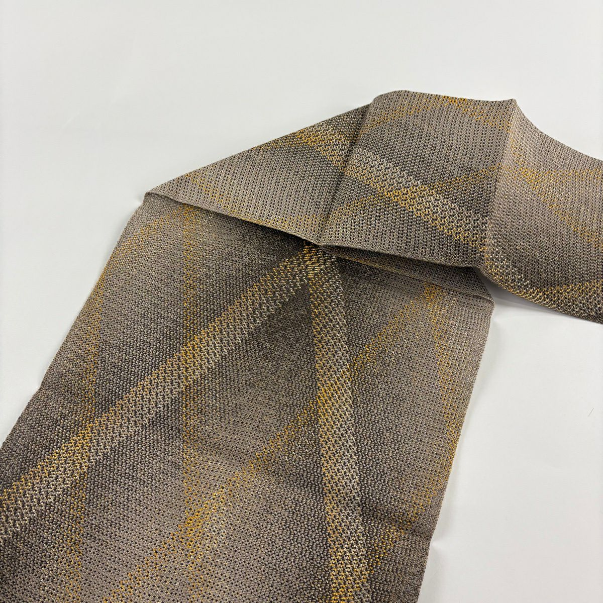 【美品】名古屋帶 秀品級 松樹葉仕立 八寸名古屋帶 幾何學 金銀彩 茶 純蠶絲