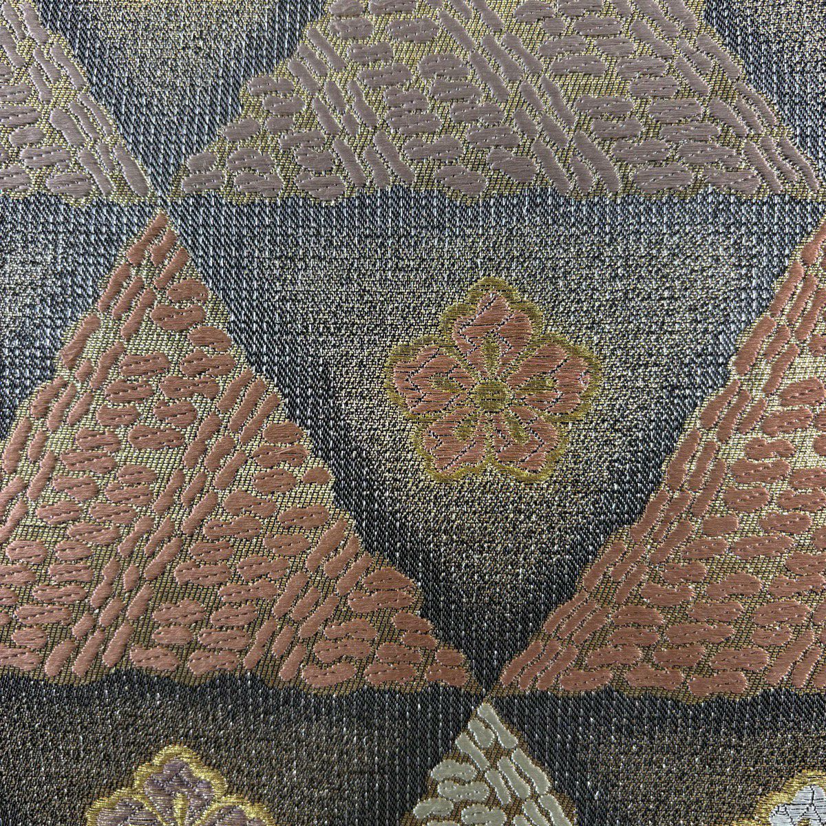 【美品】 袋帶 名品級 花 鱗 刺繡 金絲 黑灰 六通 純蠶絲