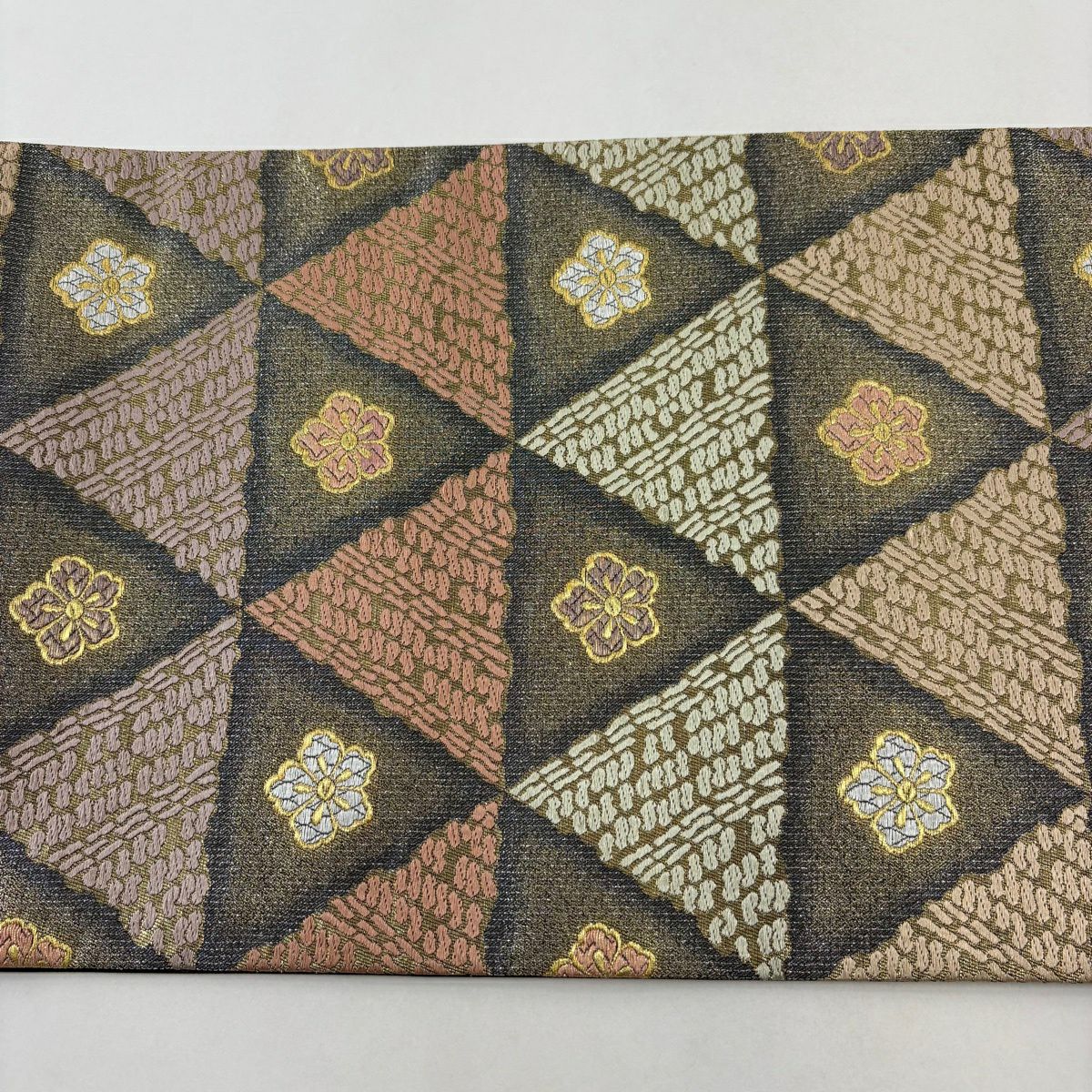 【美品】 袋帶 名品級 花 鱗 刺繡 金絲 黑灰 六通 純蠶絲