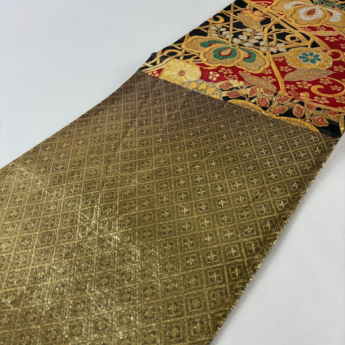 【美品】 袋帶 秀品級 振袖禮服禮服用 桐花 金絲 金金箔 紅 六通 純蠶絲