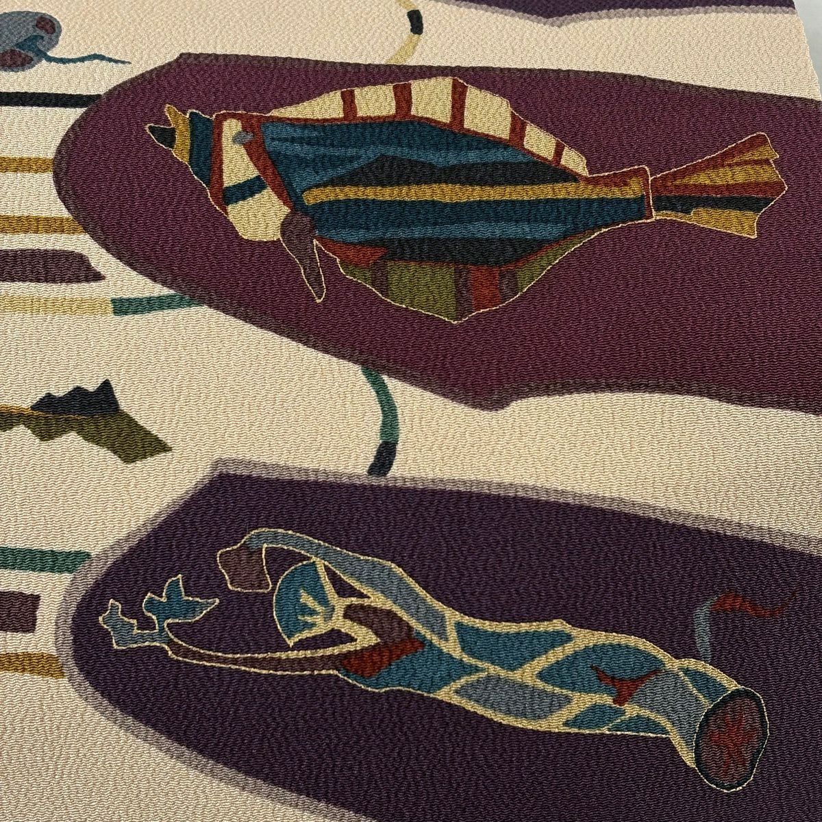 【美品】 名古屋帶 秀品級 生物 魚 金彩裝飾 縮緬 米色 純蠶絲
