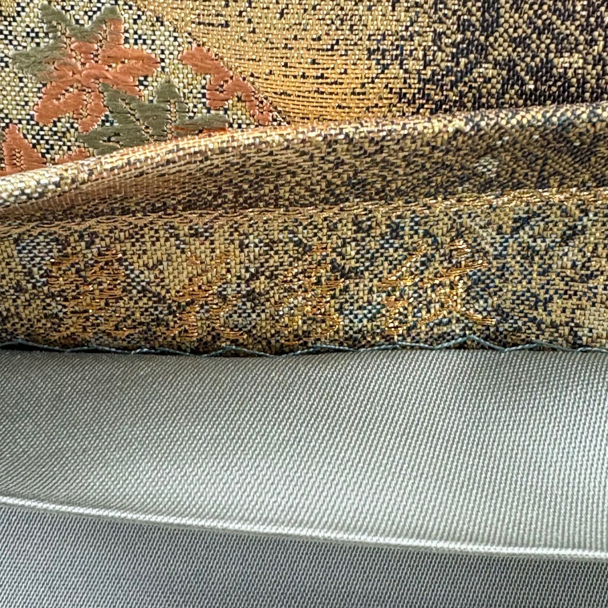 【美品】 袋帶 秀品級 圓文 花鳥 金金箔 唐織 金色 六通 純蠶絲