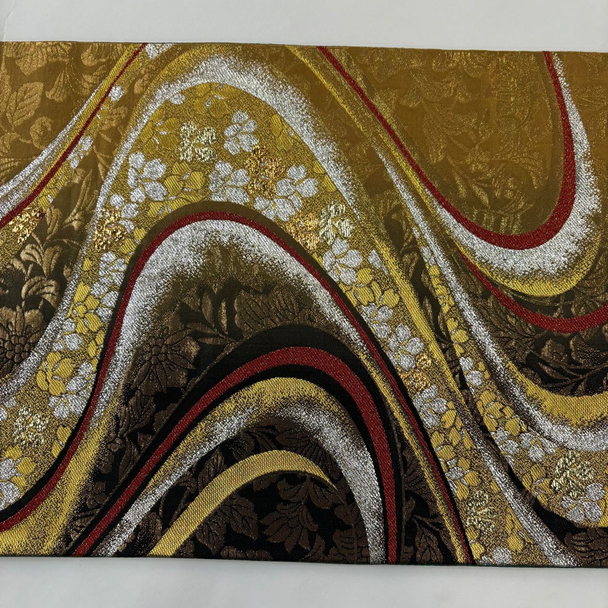 【美品】 袋帶 秀品級 草花紋紋 流水 金絲 金金箔 金色 六通 純蠶絲